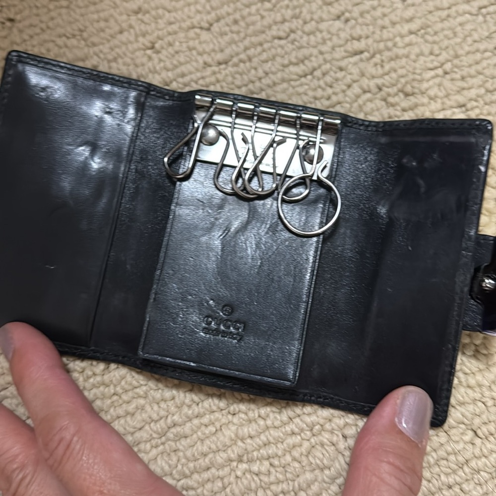 Gucci Key Holder - Picture 3 of 4